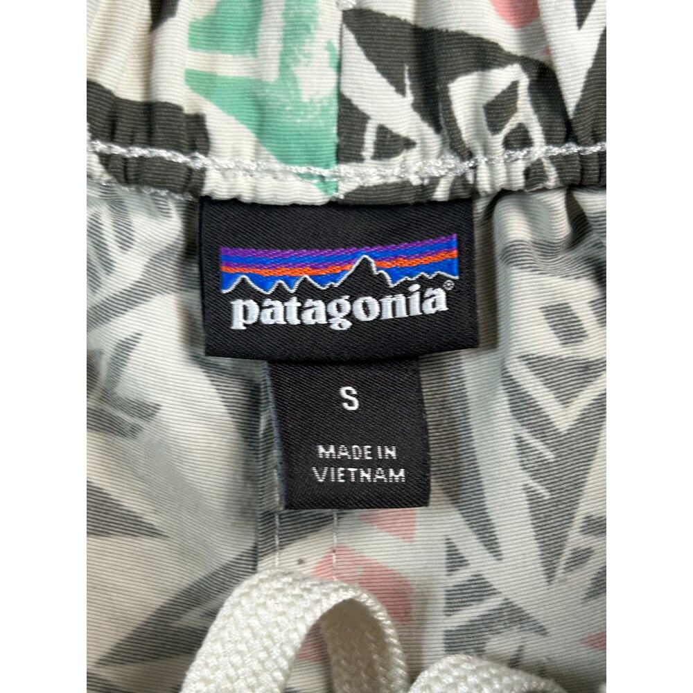 Patagonia Women's Baggies Shorts Size Small Geometric Print Lined Outdoor - Picture 3 of 6